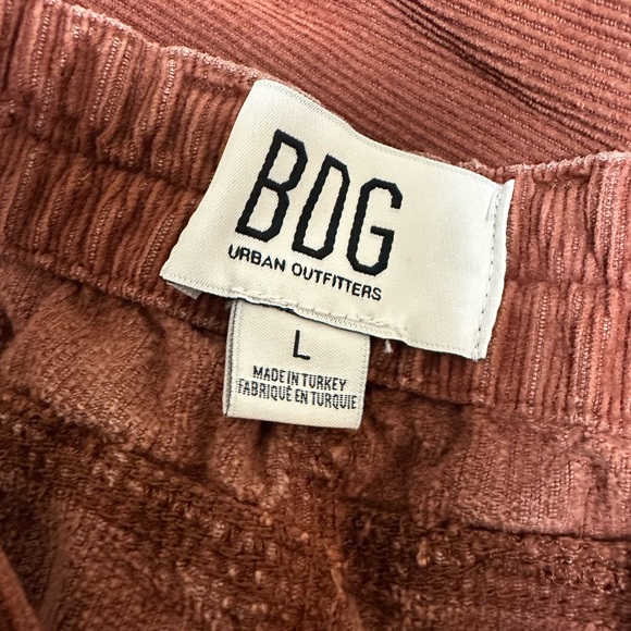 Nwt; BDG Y2K CYBER  LOW RISE CARGO PANTS🤎 - Picture 11 of 14
